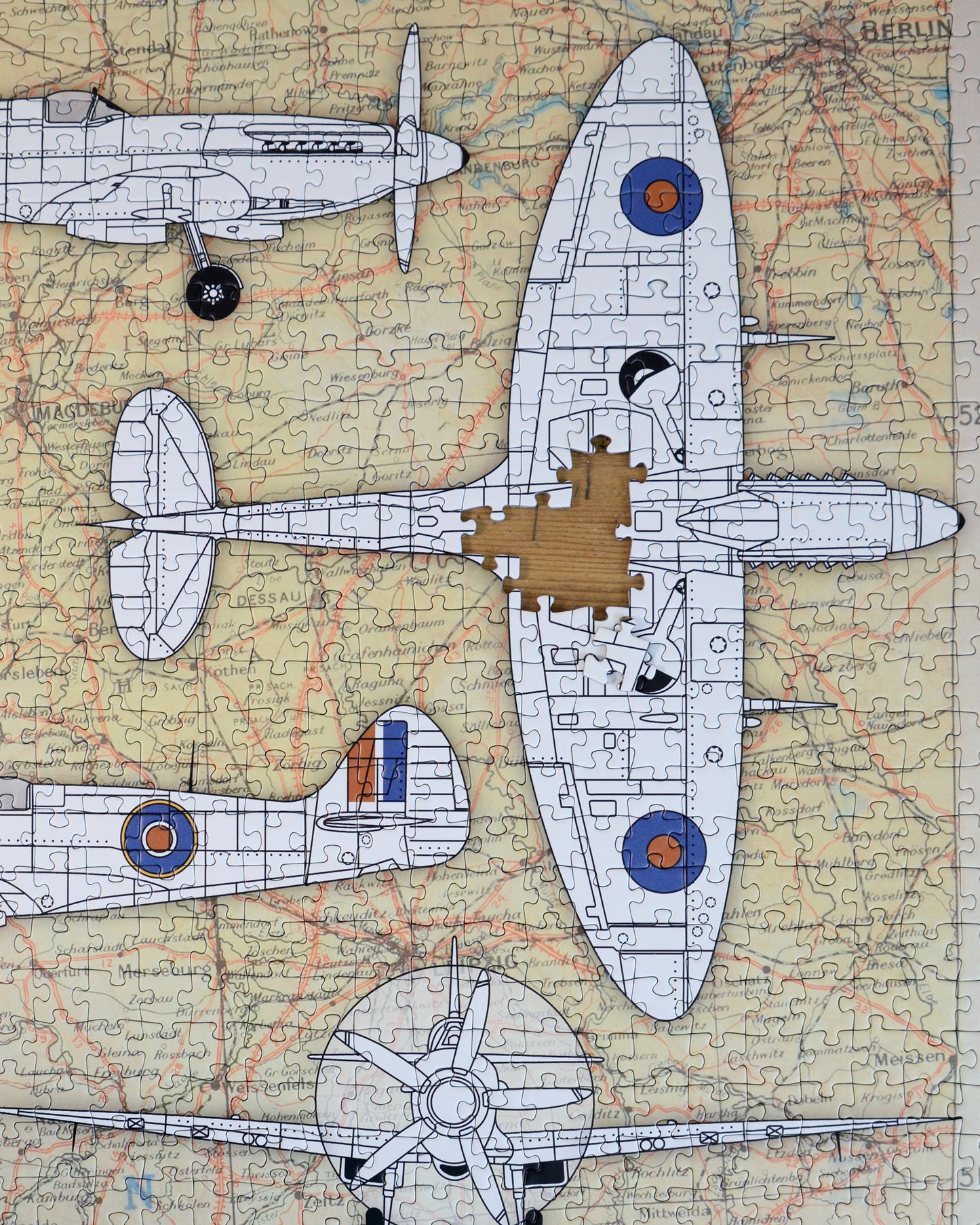 Imperial War Museums Spitfire 90th Anniversary 1000 Piece Jigsaw Puzzle