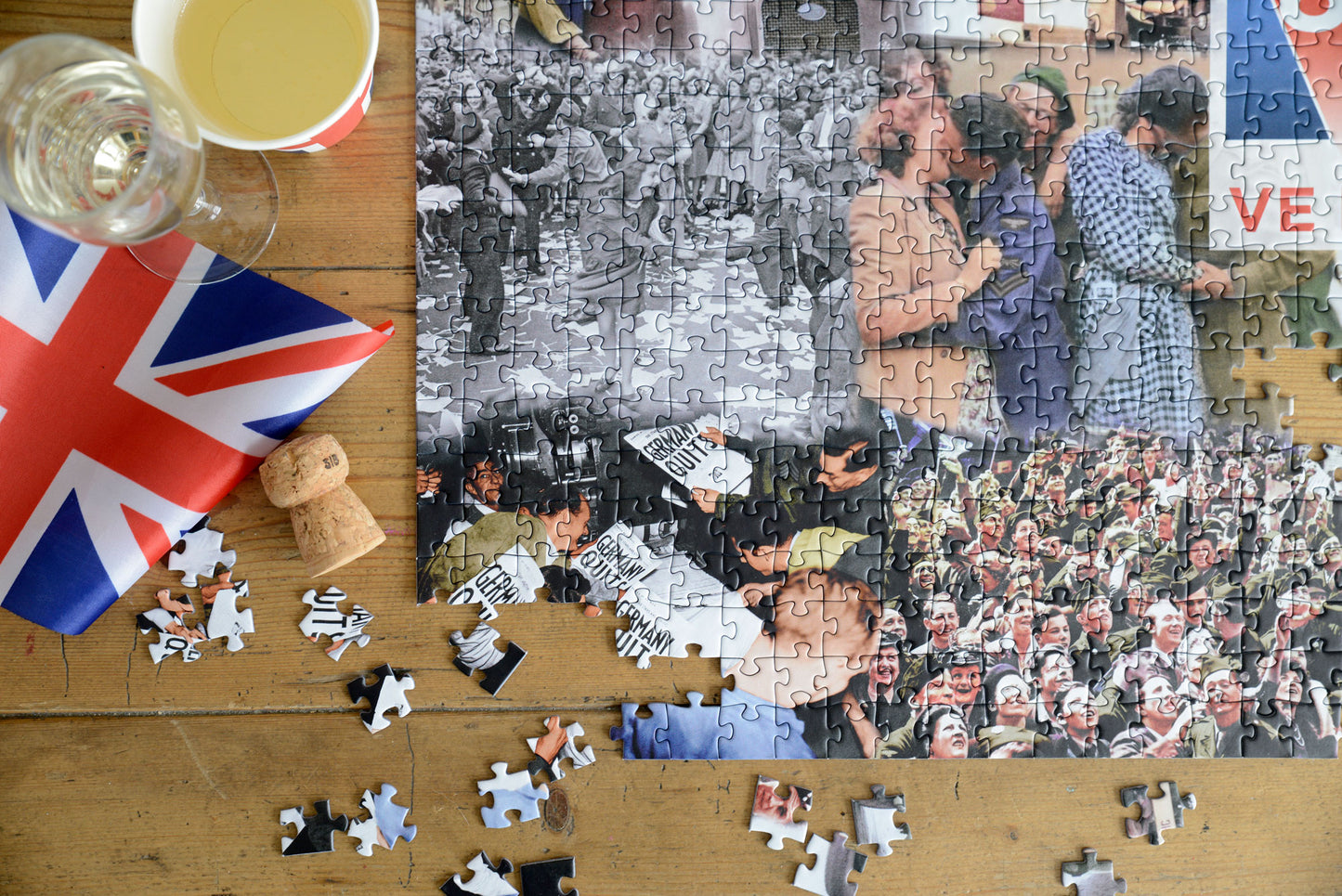 Imperial War Museums VE Day 80th Anniversary 1000 Piece Jigsaw