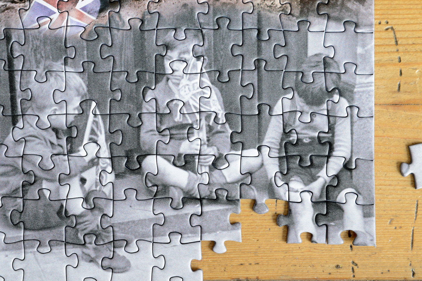 Imperial War Museums VE Day 80th Anniversary 1000 Piece Jigsaw